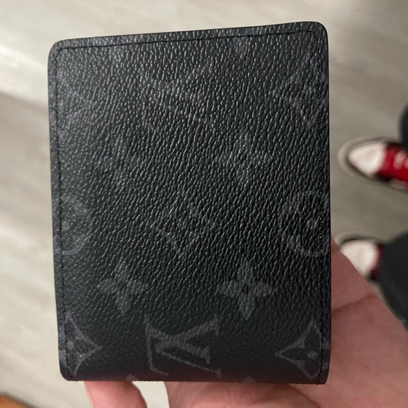 Louis Vuitton Wallet - Picture 4 of 6